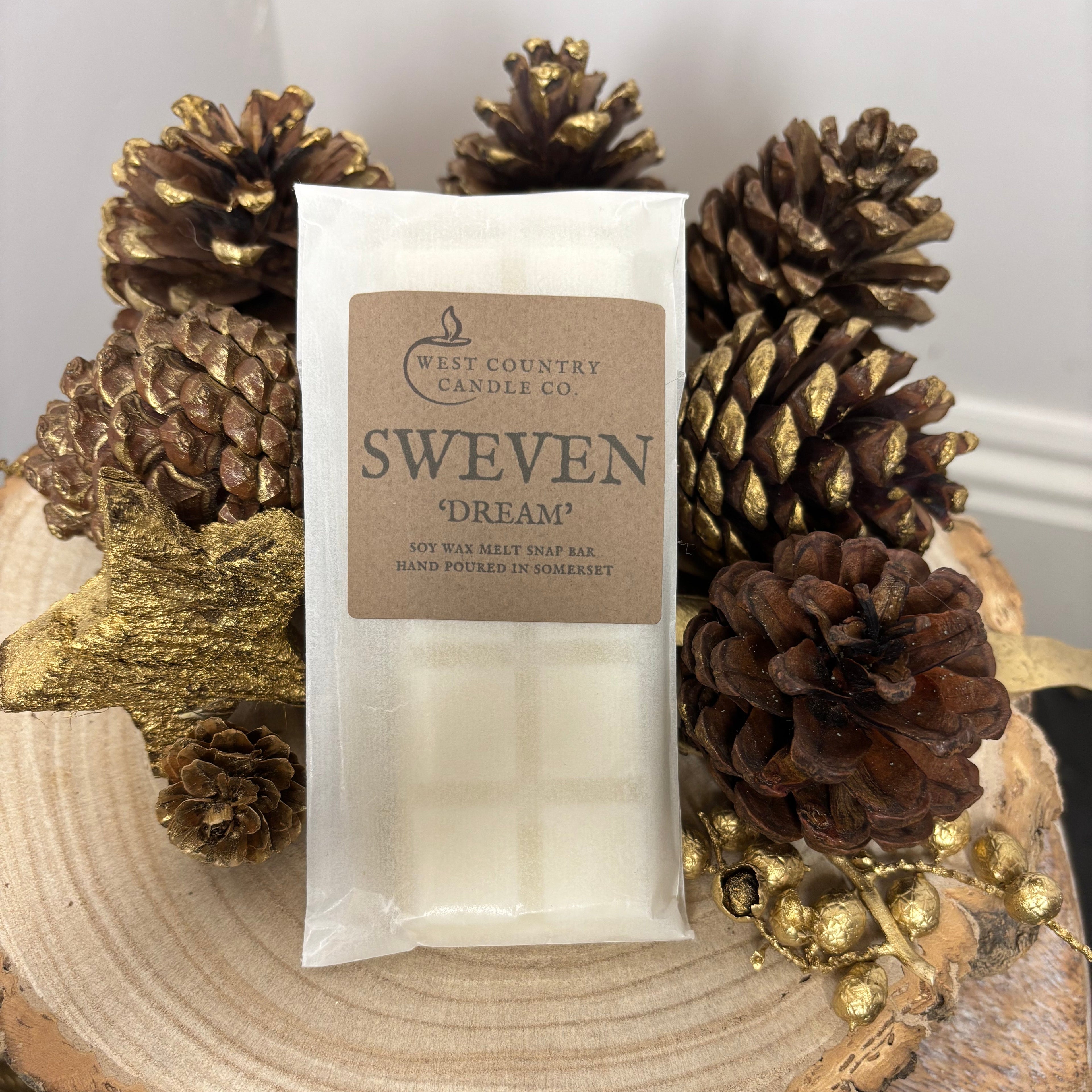 Sweven 'Dream' soy wax melt snap bar. Lavender and sea salt.